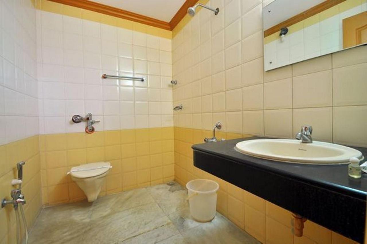 Hotel Grand Palace Коимбаторе Екстериор снимка